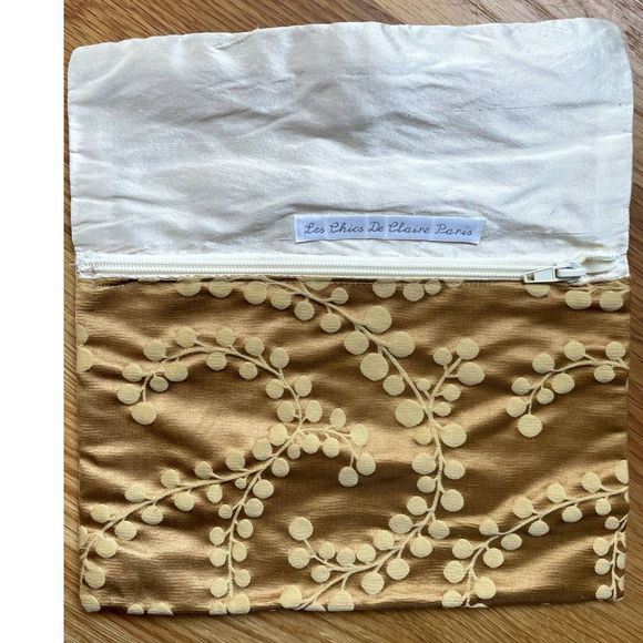 Elegant Silk Purse Clutches Set - Timeless Style, Practical Functionality - Picture 10 of 11